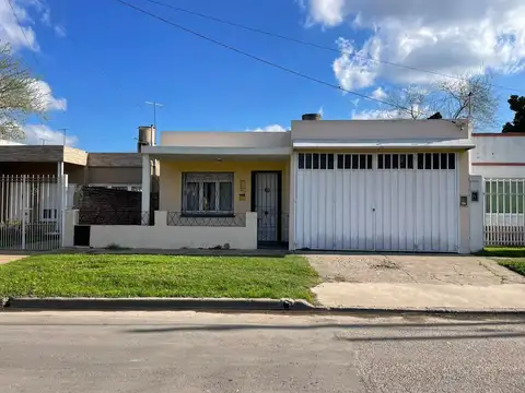 CASA EN VENTA, HURLINGHAM