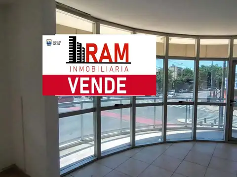 EXCELENTE OPORTUNIDAD VENTA 2 Ambientes!, Frente, Esquina, con dos Balcones.