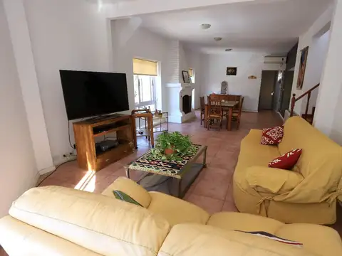 Depto Tipo Casa en Venta de 3 dormitorios