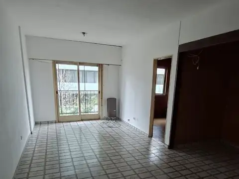 VENTA DEPARTAMENTO 2 AMB BARRACAS 