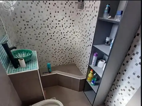 CASA, CON DEPTO. INDEPENDIENTE, EN VENTA - Ituzaingó sur