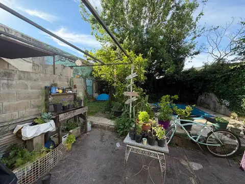 Casa 5 ambientes con 3 baños
