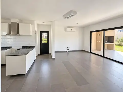 C.carola Lorenzini 4600