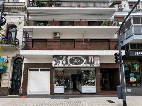 EN EXCELENTE UBICACION SOBRE AVENIDA CORRIENTES
