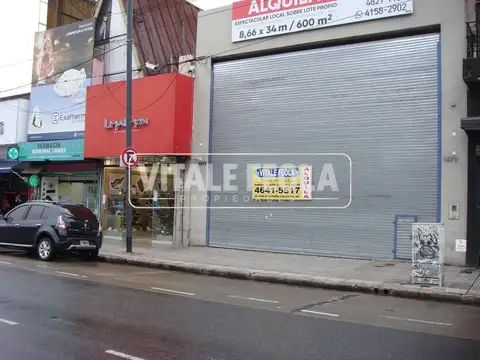 VENTA DE LOCAL EN LINIERS AV. RIVADAVIA CON RENTA