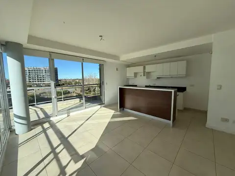 Avenida del Puerto al 600