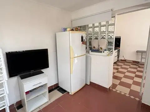 COGHLAN, PH EN VENTA DE 3 AMBIENTES CON PATIO Y TERRAZA