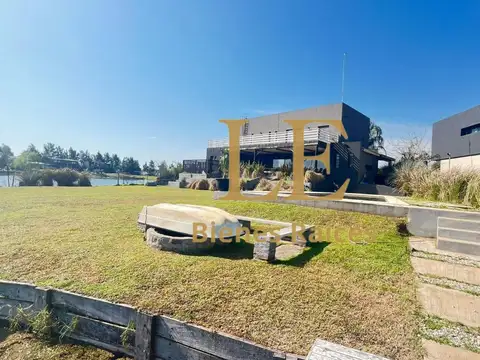 El Cazal