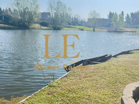 Casa 6 ambientes con 3 baños