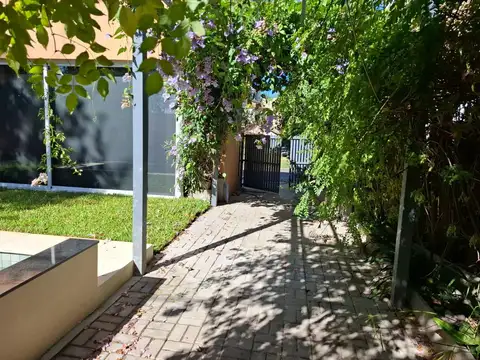 Casa en Venta al Este