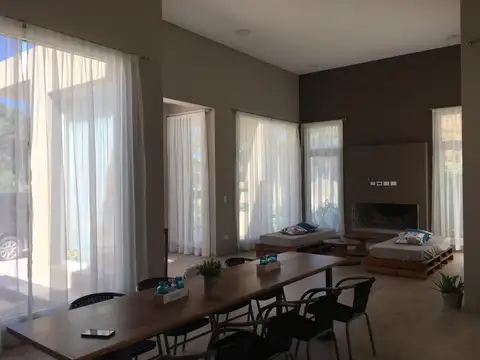 Casa en Alquiler Temporal al Norte