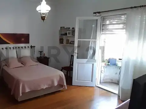 PH en venta 2 DORMITORIOS con Patio