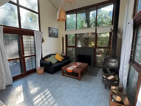 Casa 4 ambientes con 3 baños