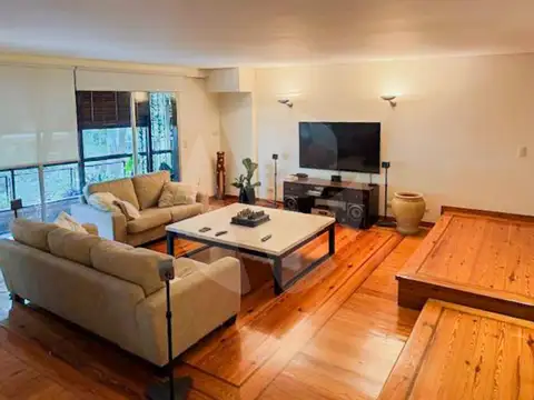 Departamento en Venta con 2 cocheras