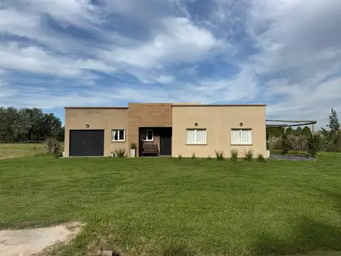 Casa en venta, Las Hojas,  E -23