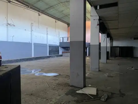 VICTORINO DE LA PLAZA 1300