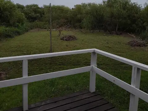 Casa 3 ambientes con 1 baño