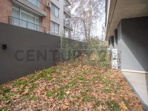 Venta departamento dos ambientes con Jardín en Tigre