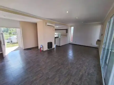 Casa en Venta en Funes City, USD 140.000