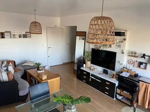 Departamento 4 ambientes con 2 baños