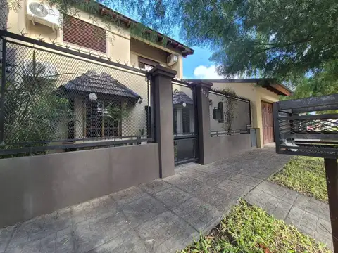 Venta casa 6 ambientes en El Palomar