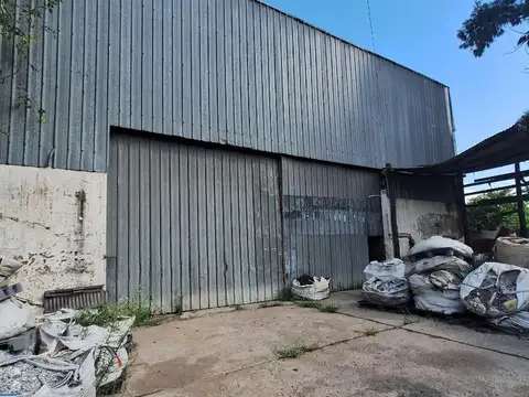 Venta. Claypole. Galpón de 1.189 mts2.