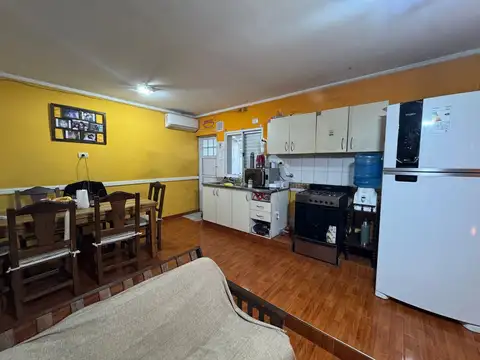 Depto Tipo Casa en Venta de 2 dormitorios