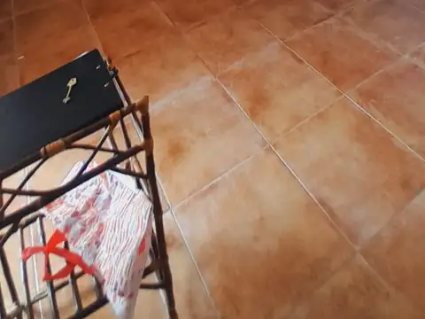 Local en Venta Via Púb.