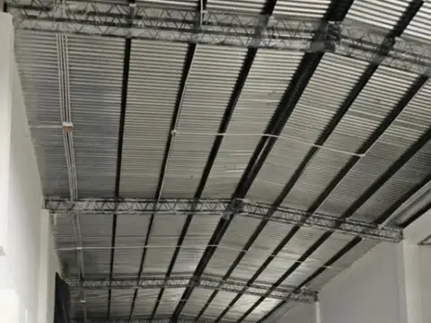 Galpon Ciudad Oeste 100