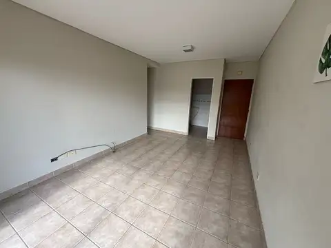 Departamento en Alquiler en Campana, $ 600.000