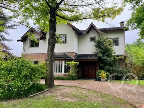 Casa en Venta de 4 dormitorios