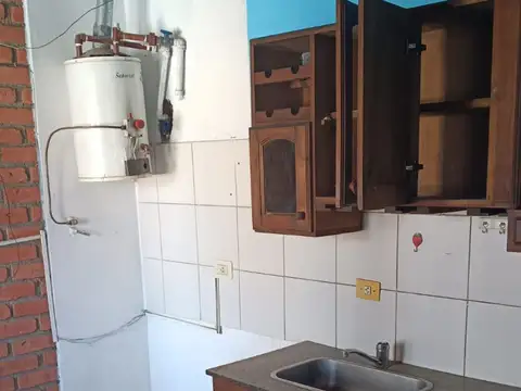 Departamento 20 ambientes con 6 baños
