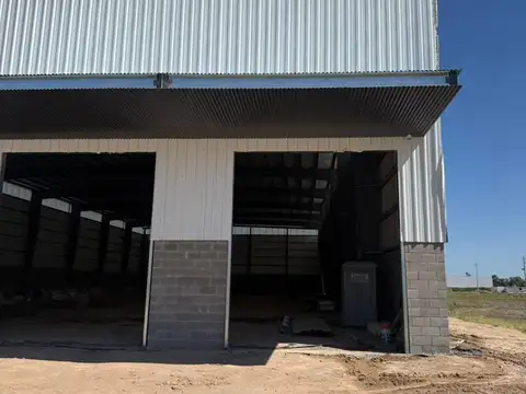 Nave Industrial logistica AAA en VENTA Parque Reconquista Moreno Acceso Oeste y Camino del Buen Ayre