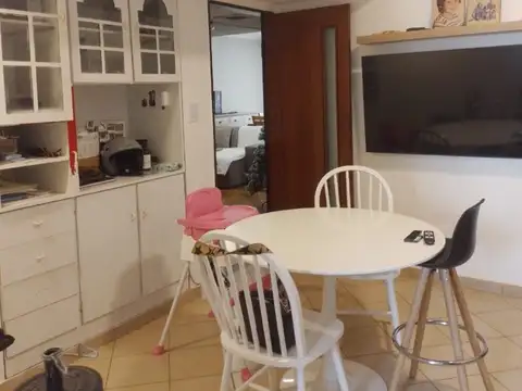 Departamento 6 ambientes con 1 baño