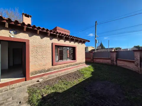 Casa 4 ambientes con 3 baños