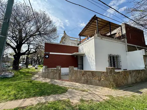 Casa en Venta en Azcuenaga, USD 65.000