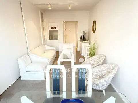 Departamento en Venta en Playa Mansa, USD 130.000