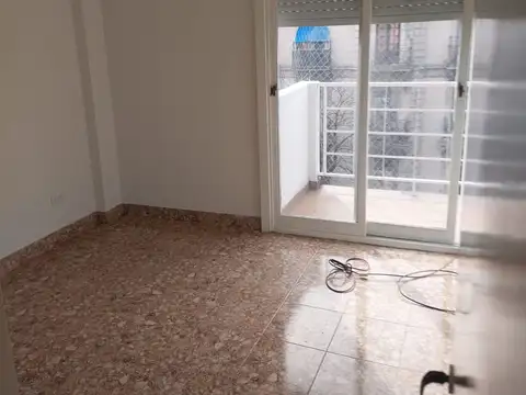 Avenida Nazca 100, Piso 5