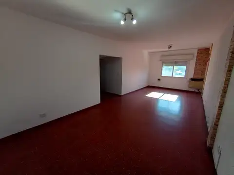 Felipe Amoedo 3200, Piso 2