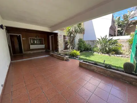 Casa en Venta en San Antonio de Padua, USD 255.000
