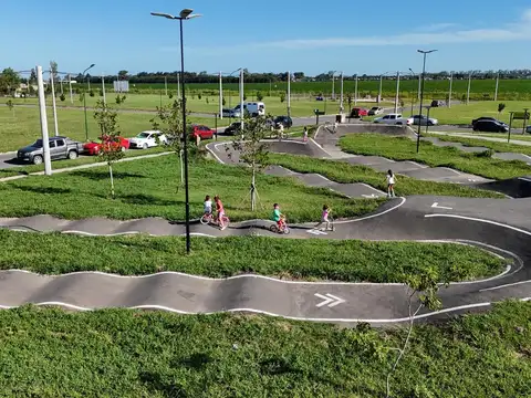 Terreno en Venta 25  mts Fondo