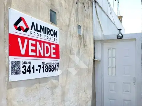 Venta | Casa Interna | 2 Dormitorios | Capitán Bermúdez | Barrio Villa Cassini