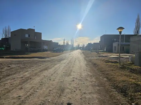 Terreno en Venta en Plottier, USD 45.000