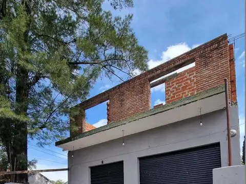 Local en venta, más departamento 2 ambientes, en Canning-Ezeiza. A metros de la Ruta 205.