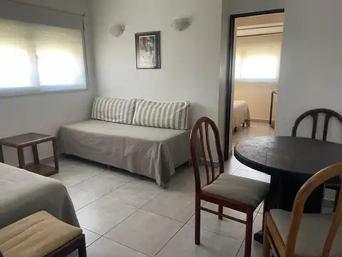 Vta Monoambiente con cochera en TTe. Peronal 9