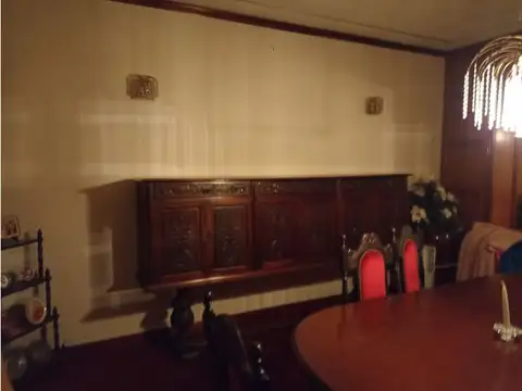 ESPECTACULAR CASA PARA USO INSTITUCIONAL / COMERCIAL