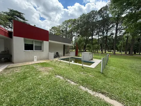 Casa 5 ambientes con 3 baños
