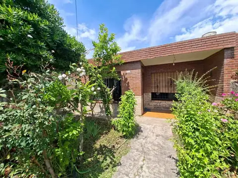 VENTA CASA 4 AMB CON PATIO, BERAZATEGUI