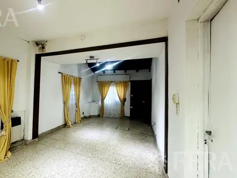 Depto Tipo Casa en Venta en Villa Dominico, USD 63.000