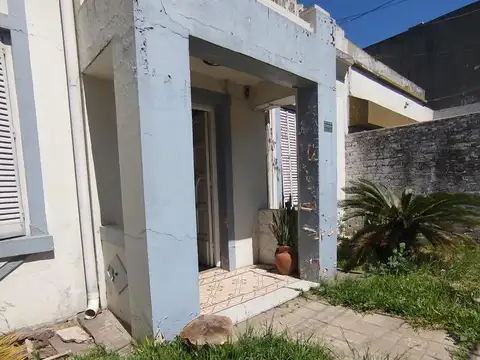 Casa en Venta en Moron, USD 73.990